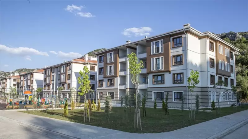 TOKİ 500 Bin Konut Başvurusu: Aynı Aileden İki Kişi Başvuramaz!