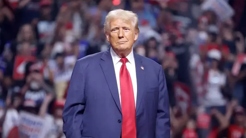 Trump Hava Trafik Kontrolörlerine Uyarı: 'Sicilinize Olumsuz Geçer'