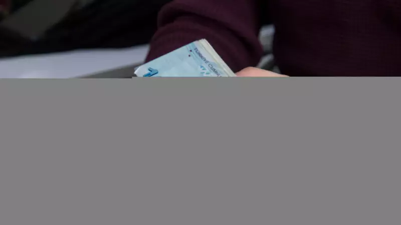 Özel Sektörde Ücret Artışı %27'de Kaldı, Asgari Ücretin Gerisinde