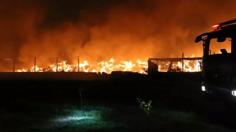 İzmir Menemen'de Çöp Depolama Alanında Yangın Kontrol Altına Alındı