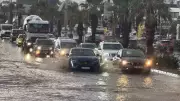 Bodrum'da Sağanak Felç Etti: Cadde ve Sokaklar Göle Döndü
