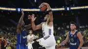 Fenerbahçe Beko, Maccabi Tel Aviv'i 84-75 mağlup etti!