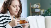 Kış Boyu Hasta Olmamak İçin 3 Doğal Çay Tarifi