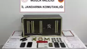 Muğla'da Aile Boyu Tefecilik: Baba ve İki Oğlu Tutuklandı