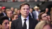 Musk ve Eilish Sosyal Medyada Savaştı: 'Zekası Parlak Değil'