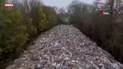 İngiltere'de Kaçak Atıklar 150 Metrelik Çöp Nehri Oluşturdu