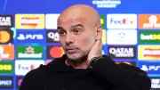 Pep Guardiola'dan Kamera Önünde Özür: 'Ben Buyum, Hatalar Yapıyorum'