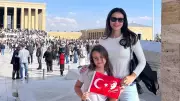 Zeynep Sever Demirel Kızı Yade ile Anıtkabir'de: İlk Ziyaretinde Duygulandı