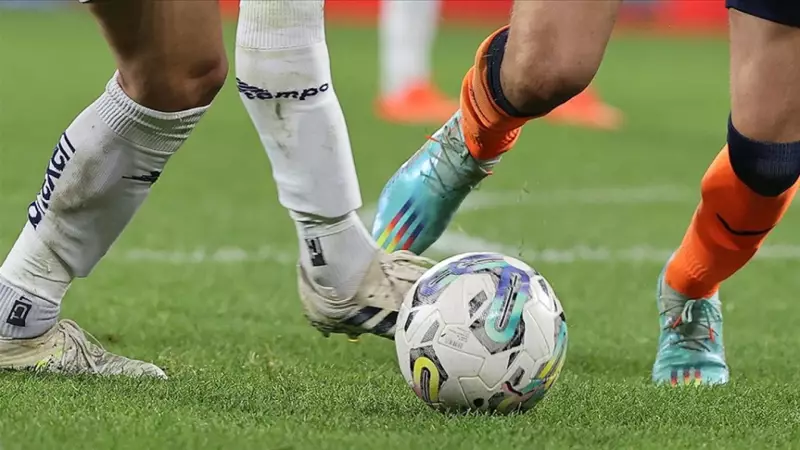 2026 Kış Transfer Dönemi Tarihleri Açıklandı: Süper Lig Takımları 2 Ocak'ta Pazarına Çıkıyor