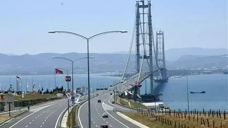 2026'da Köprü ve Otoyol Geçiş Ücretlerine %25,49 Zam Geliyor