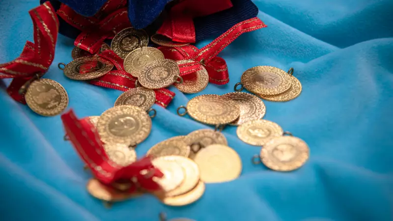 21 Aralık 2025 Altın Fiyatları: Gram Altın 6 Bin Liraya Yaklaştı!