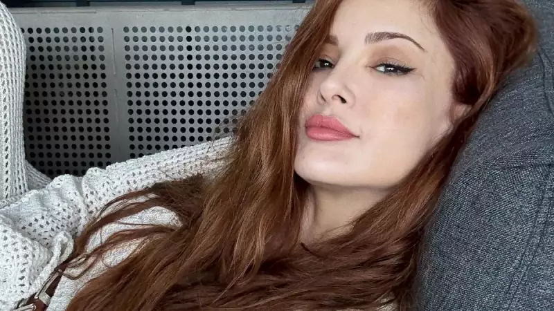 47 Yaşındaki Mine Tugay'dan Sonbahar Temalı Yeni Pozlar