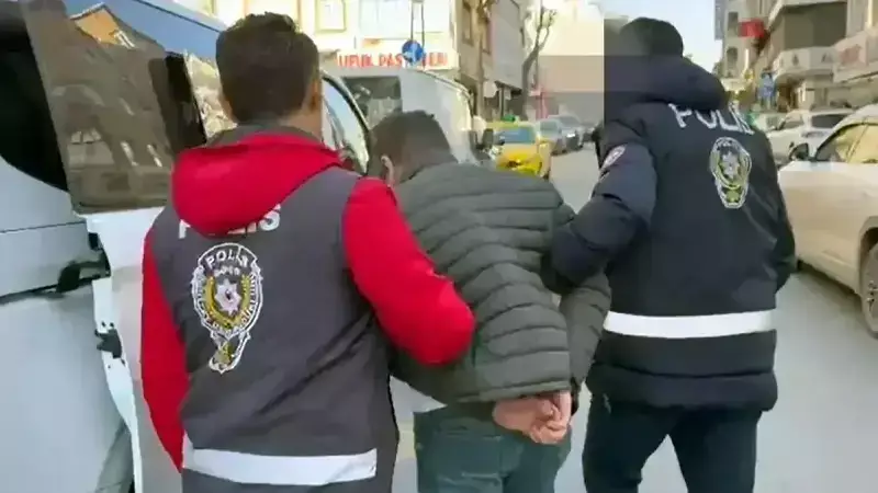 93 Suç Dosyasıyla Aranan Hükümlü İstanbul'da Yakalandı