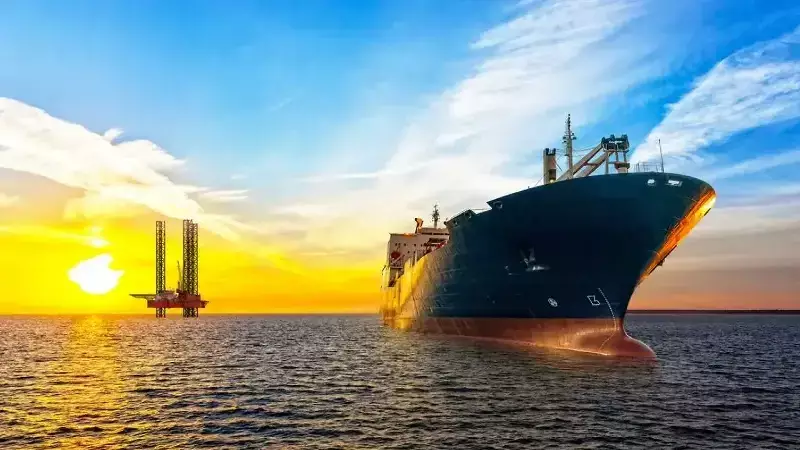 AB, Rusya'nın Gölge Filosuna Darbe: 41 Tankere Liman Yasağı