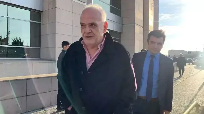 Ahmet Çakar Gözaltında Rahatsızlandı: Kalp Krizi Şüphesiyle Hastaneye Kaldırıldı