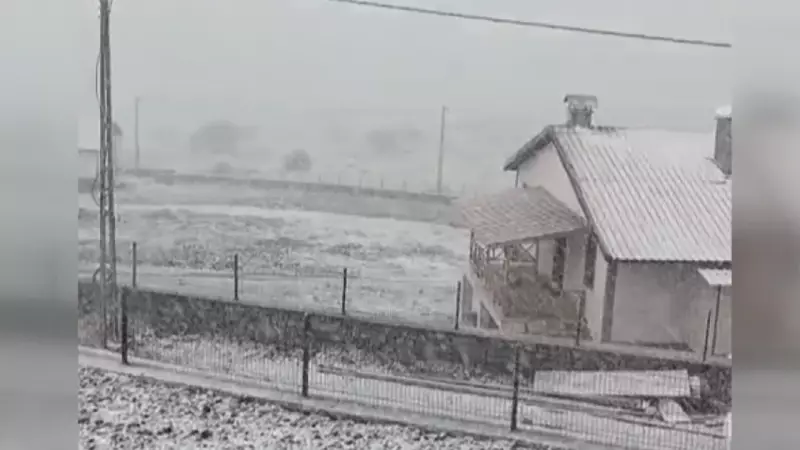 Ankara'ya İlk Kar Düştü: Beypazarı Beyaza Büründü | 1 Aralık 2025