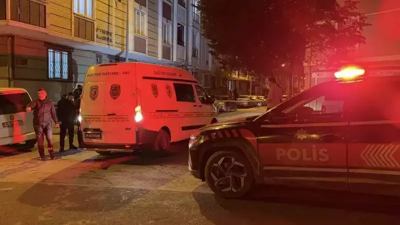 Arnavutköy'de Kar Maskeli Saldırı: 19 ve 13 Yaşındaki İki Genç Yaralandı