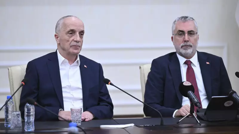Asgari Ücret Görüşmelerinde Kritik Buluşma: Bakan Işıkhan, Türk-İş Başkanı Atalay'ı Ziyaret Etti