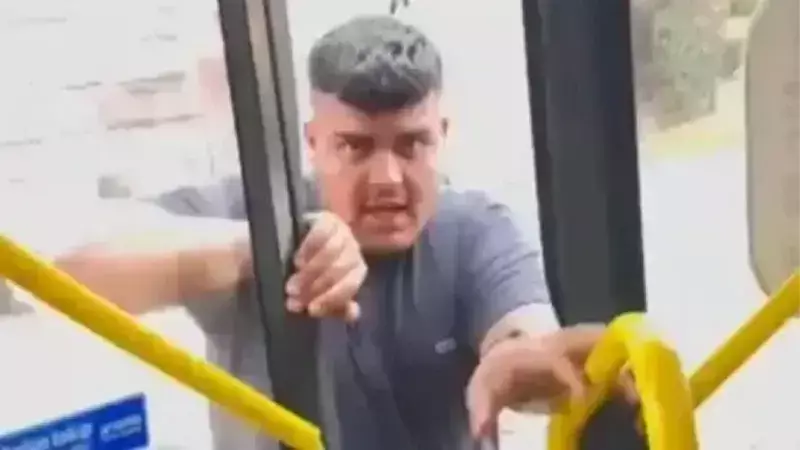 Atatürk Bulvarı'nda Otobüs Kavgası: 1 Tutuklama, 2 Serbest