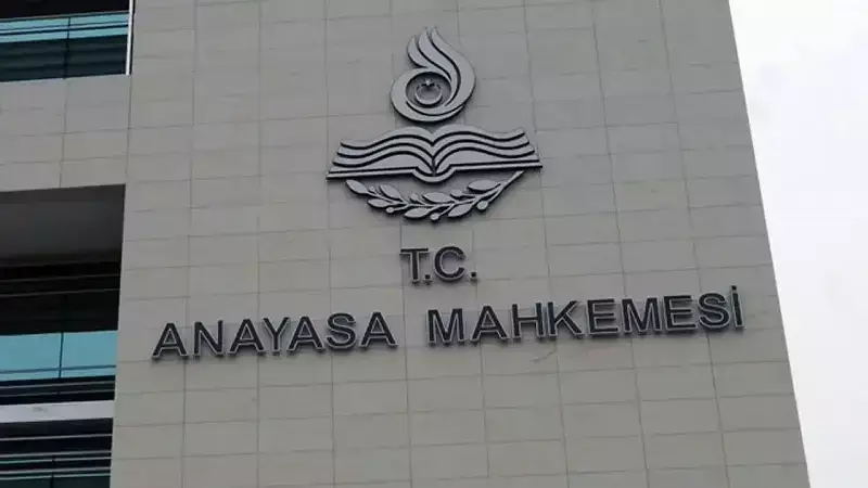 AYM'den Önemli Karar: Gümrük Müşavirliği İçin 'Yüz Kızartıcı Suç' İbaresi Anayasaya Aykırı Bulundu