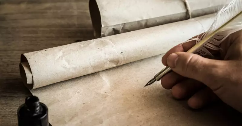 Azra Erhat Kimdir? Eserleri, Mavi Anadoluculuk ve Edebi Mirası