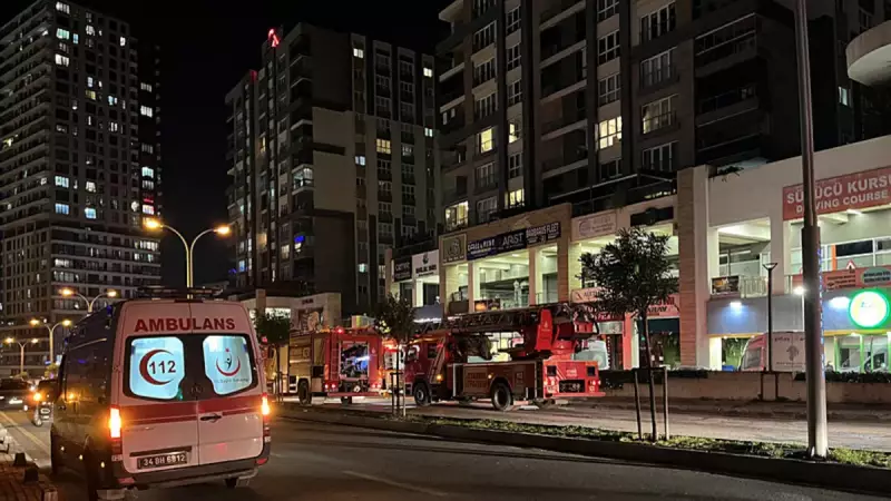 Başakşehir'de Restoran Yangını: 13 Katlı Bina Dumanla Kaplanırken İtfaiye Mahsur Kalanları Kurtardı