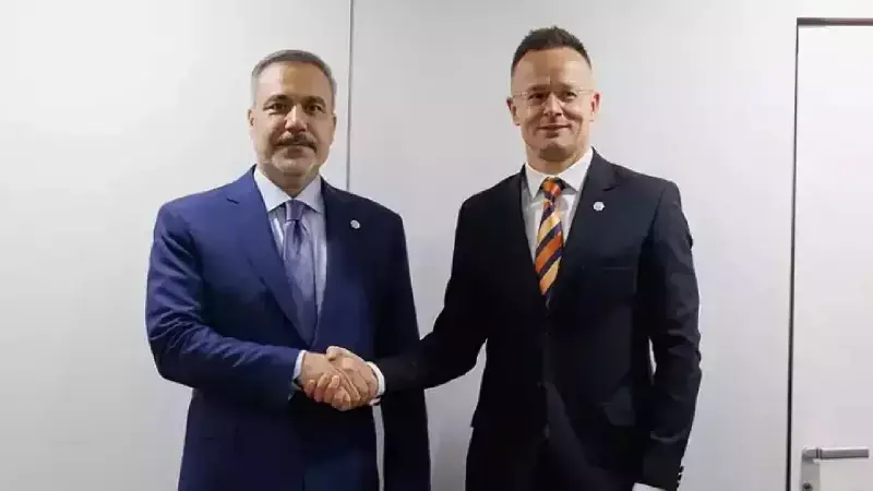 Bakan Fidan, Macar Mevkidaşı Szijjártó ile Görüştü: İşbirliği ve Bölgesel Konular Masada