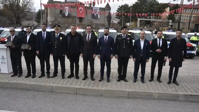Bitlis'e 86 Yeni Araç Teslim Edildi: 54'ü İş İnsanlarından Hibe