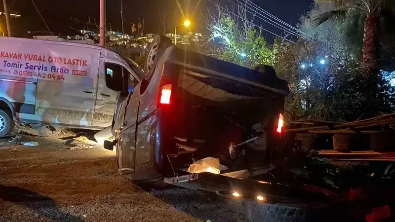 Bodrum'da Trafik Kazası: 1 Ölü, 2 Yaralı