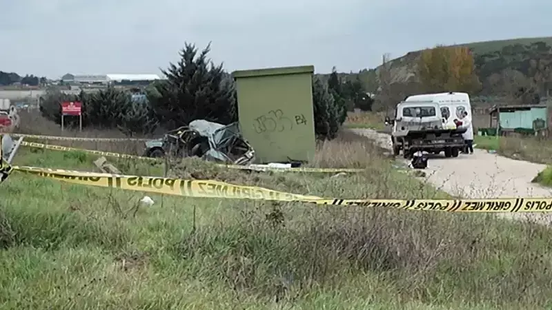 Büyükçekmece'de Gece Kazası: 2 Kişi Hayatını Kaybetti