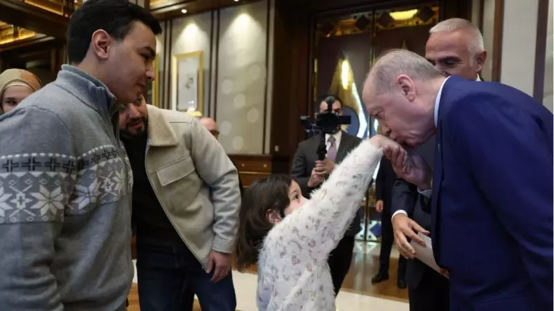 Cumhurbaşkanı Erdoğan, Gazze'de Hayatını Kaybeden Hind Rajab'ın Ailesini Kabul Etti