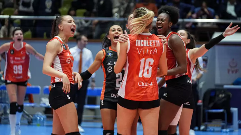 Eczacıbaşı, Galatasaray'ı 3-0 Mağlup Etti: 6. Galibiyet Peş Peşe