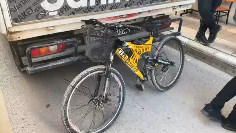 Elazığ'da Bisiklet Pikaba Çarptı: Sürücü Yaralandı!