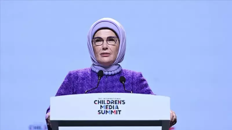 Emine Erdoğan: Çocuklarımızın Dijital Labirentlerde Kaybolmasını İzleyemeyiz