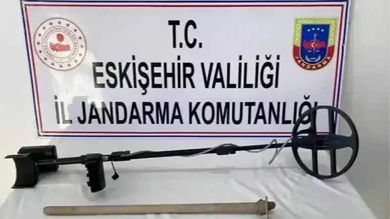 Eskişehir'de İzinsiz Kazı Yapan Şahıs Suçüstü Yakalandı