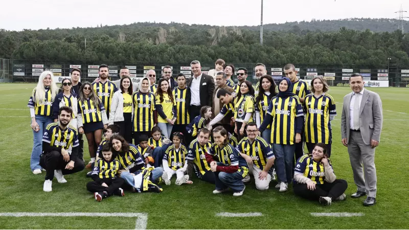 Fenerbahçe Başkanı Sadettin Saran ve Futbolcular Özel Çocuklarla Buluştu