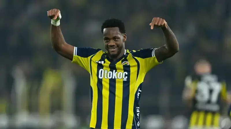 Fenerbahçe-Galatasaray Derbisi Sonrası PFDK Kararları Açıklandı: Duran'a Sevk Yok