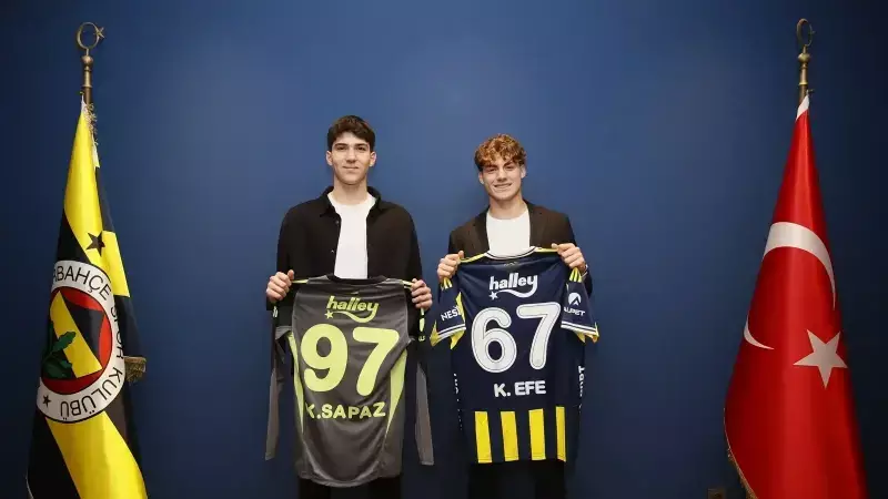 Fenerbahçe, iki futbolcuyla sözleşme yeniledi: Detaylar belli oldu