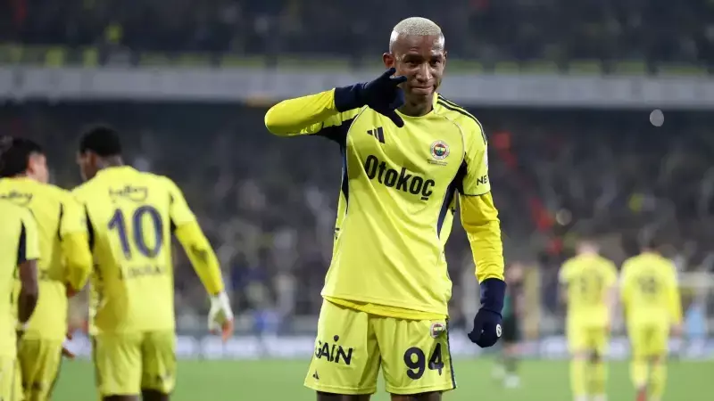 Fenerbahçe, Konyaspor'u 4-0 Mağlup Ederek Süper Lig'de İkinciliğe Yükseldi