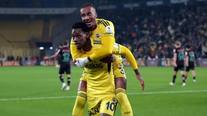 Fenerbahçe'de Sakatlık Şoku: Brown ve Duran Oyunu Bıraktı