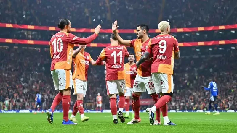 Galatasaray, Kasımpaşa'yı 3-0 Mağlup Ederek Liderliğini Perçinledi