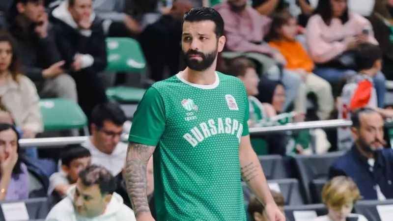 Galatasaray'dan Göksenin Köksal ve Otobüs Saldırısı Açıklaması: Tüm Girişimler Yapılacak