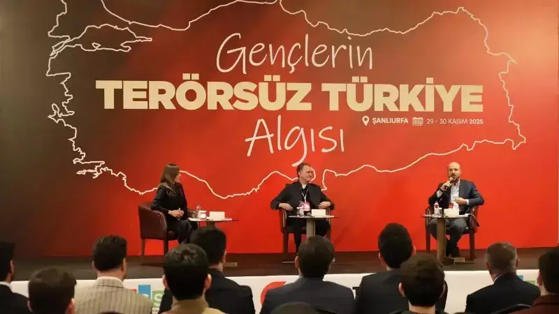 Genç Türkiye Forumu'nda Gençler Terörsüz Türkiye Vizyonunu Tartıştı