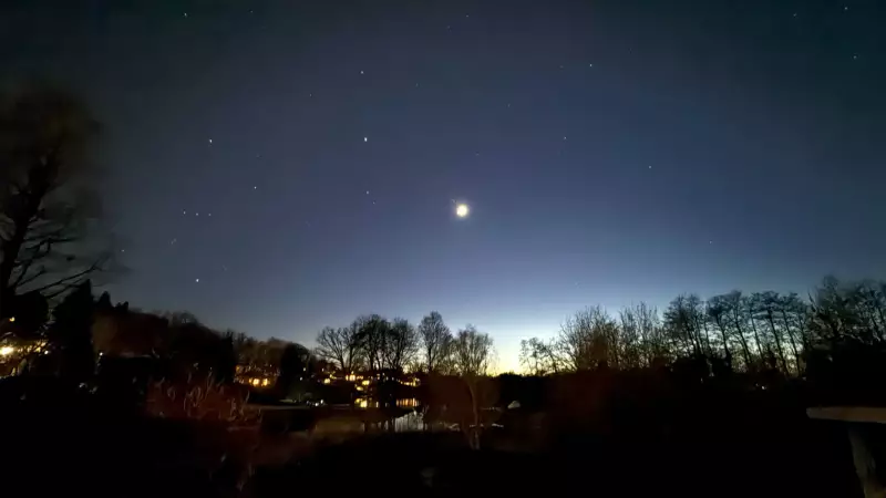 Gökyüzündeki O Parlak Nokta Yıldız Değil: Venüs'ün Sırrı