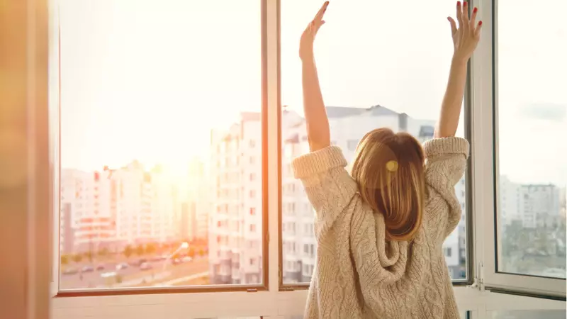 Gün Boyu Zinde Kalmanın 8 Doğal Yolu: Enerjinizi Artırın