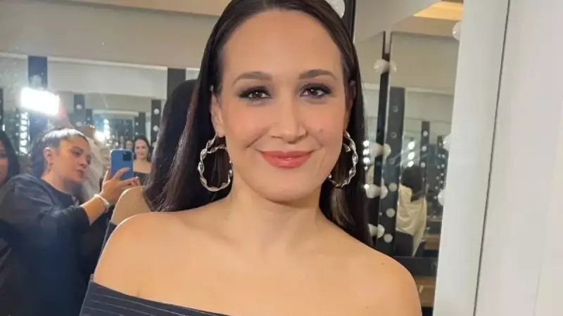 Gupse Özay Liseli Fotoğrafını Paylaştı: Sosyal Medya Doğal Güzelliğine Hayran Kaldı!