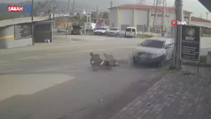 Hatay'da Motosiklet ile Cip Kafa Kafaya Çarpıştı: Sürücü Metrelerce Savruldu