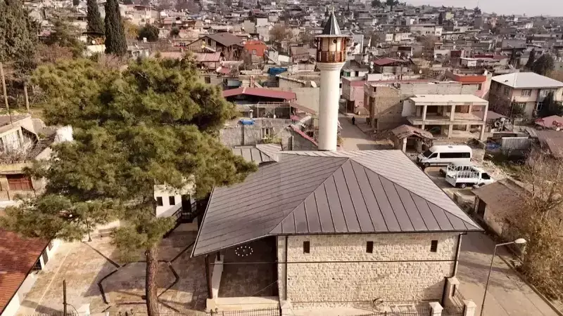 Kahramanmaraş'ta Yıkılan Tarihi Duraklı Cami, 2 Yıl Sonra Yeniden İbadete Açıldı