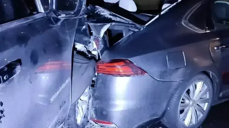 Kar Yağışı 7 Aracın Zincirleme Kazasına Neden Oldu: 2 Yaralı