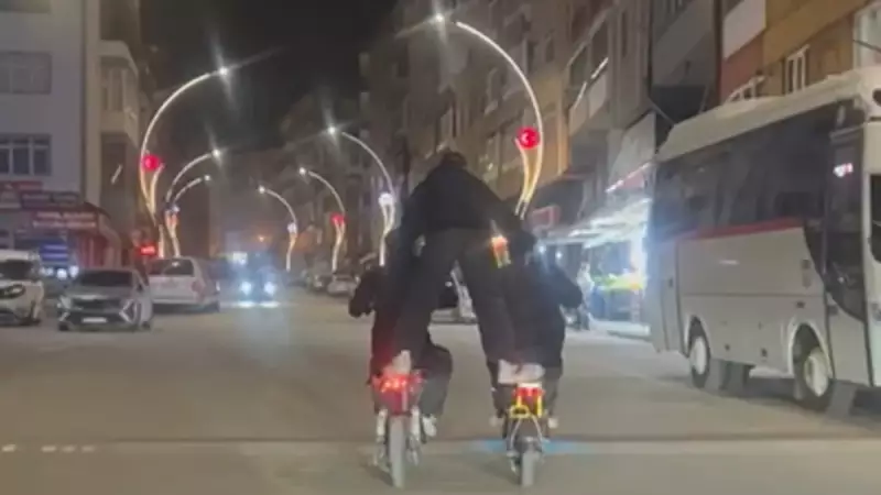 Karabük'te İki Elektrikli Bisikletle Tehlikeli Yolculuk: Görüntüler Korkuttu